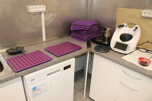 Prodajal sladkarije z vsebnostjo THC