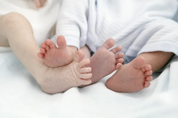 Katera imena najpogosteje dajemo otrokom v Sloveniji v zadnjem času (in kakšen je trend)