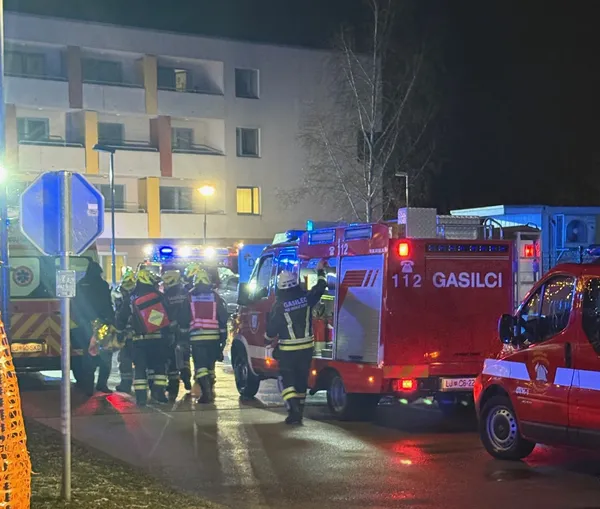 Grenak božič v domu starejših v Notranjih Goricah, po požaru oskrbovance miri dodatno osebje