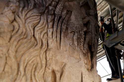 Starodavni rimski steber Marka Avrelija