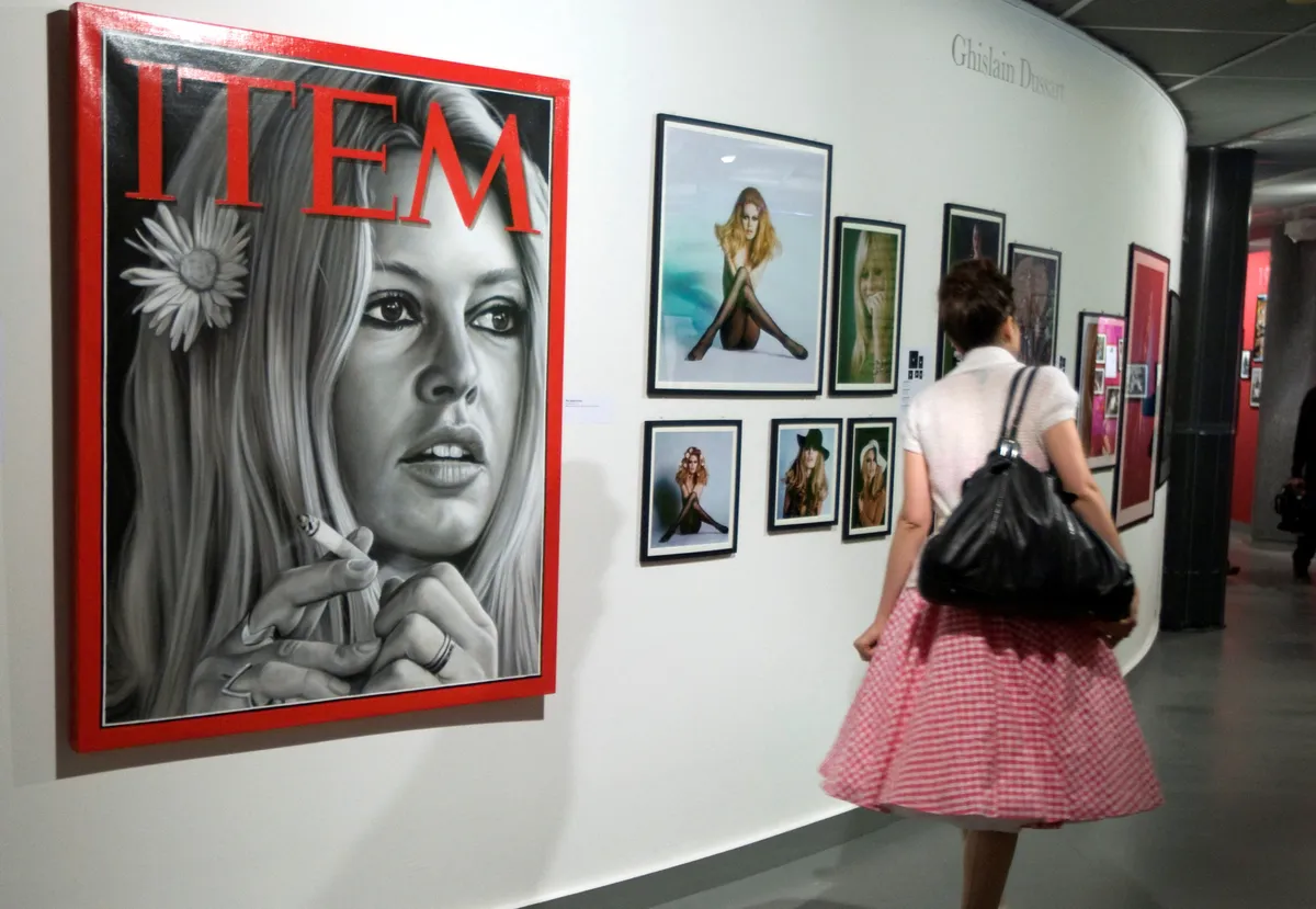 Od Brigitte Bardot se poslavljajo v Saint-Tropezu in politiki na skrajni desnici