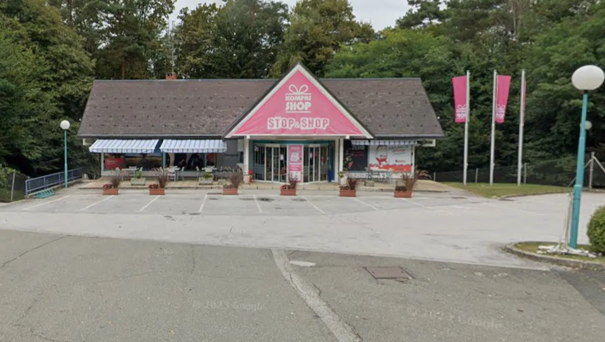 Oborožen rop trgovine v Pomurju: storilca še iščejo, policija postavila blokade