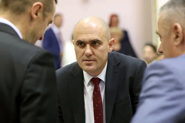 Potrjena obtožnica zoper bivšega hrvaškega ministra, ki je streljal iz avtomobila