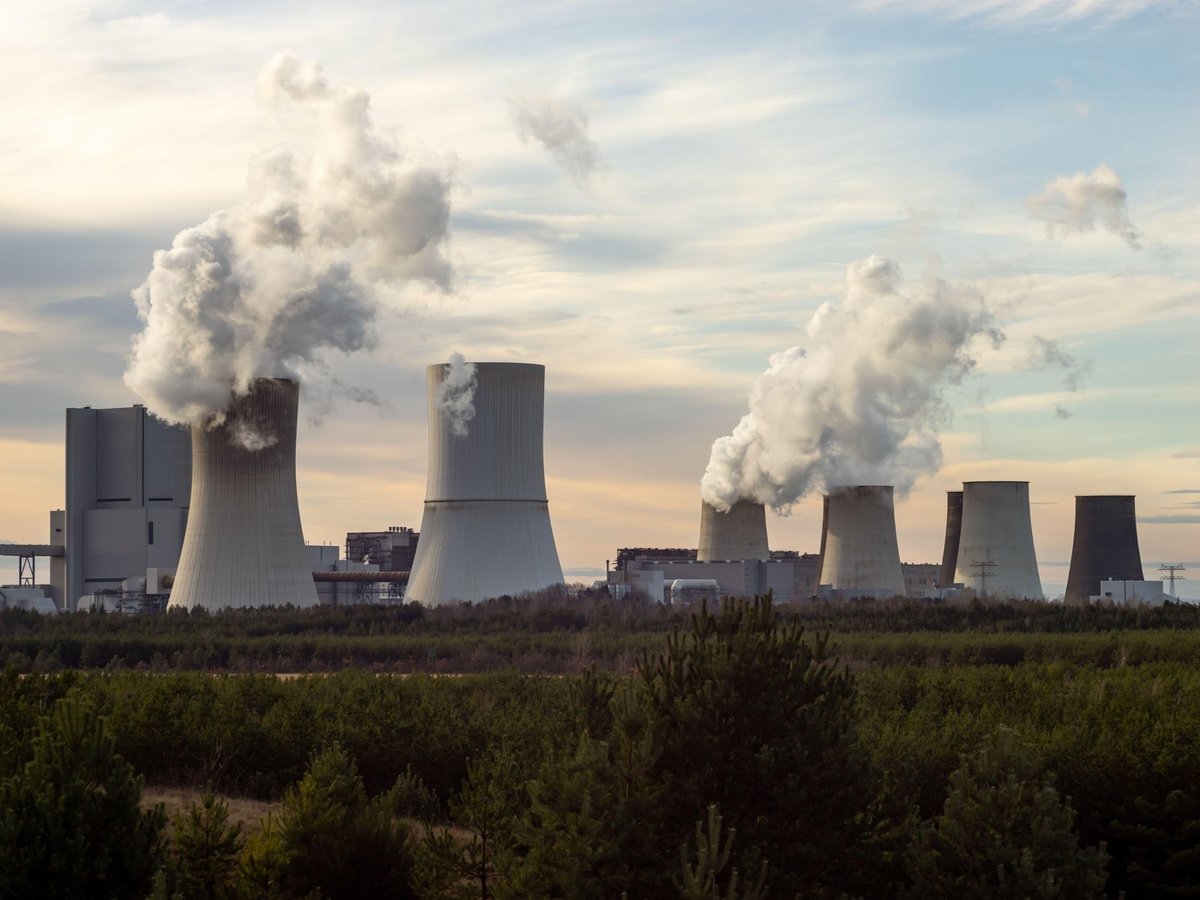 EU dosegla dogovor o 90-odstotnem zmanjšanju emisij do leta 2040