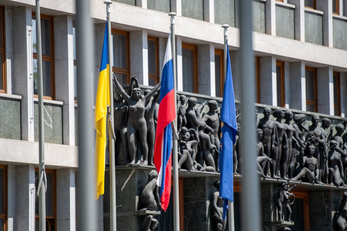 Zaradi nesklepčnosti preložili obravnavo novel zakona o poslancih in volitvah v DZ