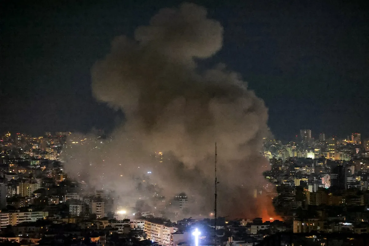 Iran ostro obsoja izraelski atentat na visokega poveljnika Hezbolaha