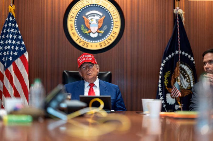 Trumpu predstavili nove možnosti posredovanja v Iranu. Bo odločitev sprejel kmalu?