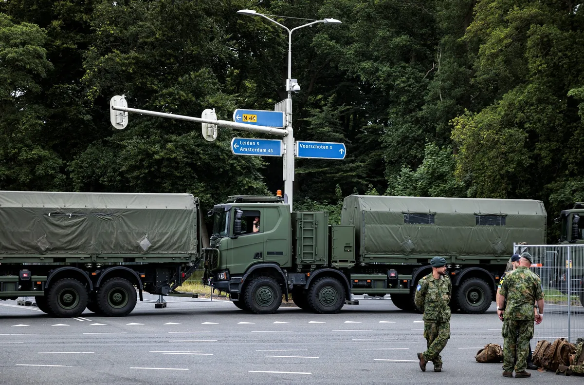 Vse glasnejše rožljanje orožja: ali je Evropa pripravljena na morebitno vojno?
