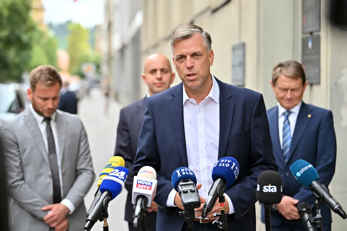 Župani jugovzhodne Slovenije usklajevali stališča pred izredno sejo v Novem mestu