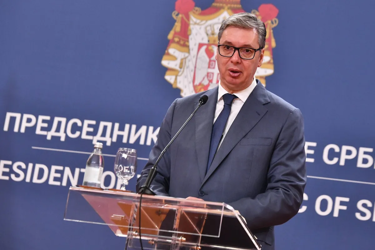 Vučić po najdbi trupla v sodu: "Obračunali bomo z umazanimi policisti"
