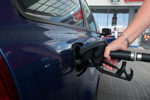 Bencinski servis Petrol