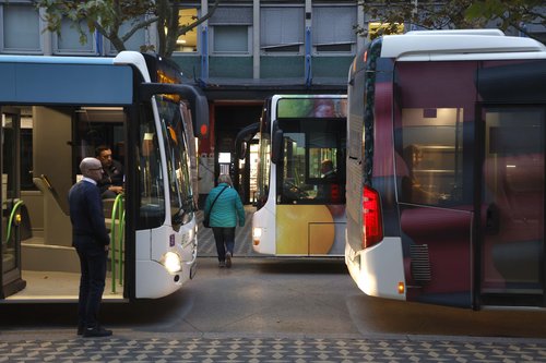 Ljubljana, gneča, promet, zastoj, ljubljanski potniški promet, LPP, gužva, Slovenska cesta