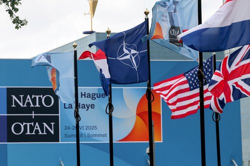 Vrh zveze Nato v Haagu