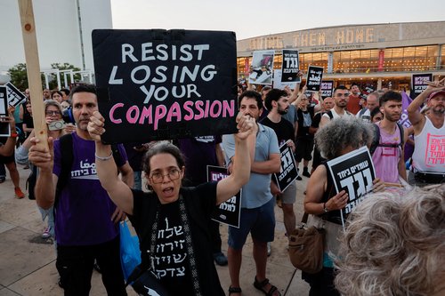 Protest v Tel Avivu za končanje vojne v Gazi