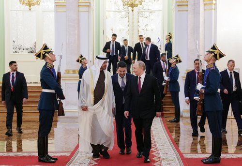 Putin se je srečal s predsednikom združenih arabskih emiratov