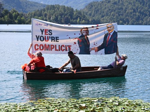 Propalestinski protest na Bledu ob robu BSF