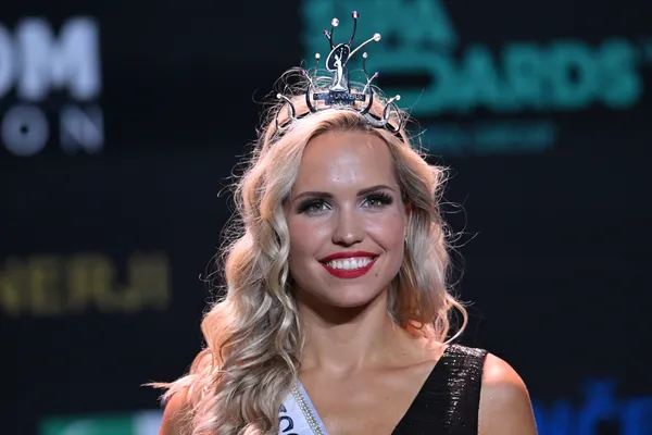 Po spletu se širi video slovenske miss Universe: nihče ne more mimo enega detajla