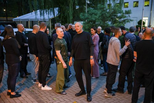 Izpustitev političnih zapornikov