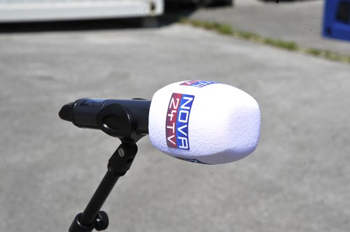 nova24 tv, mikrofon