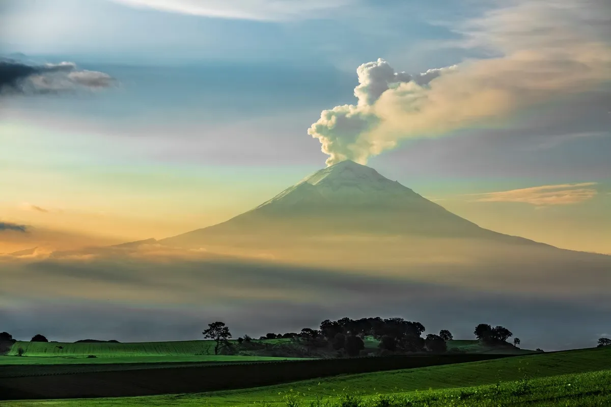 Prvič razkrito "drobovje" aktivnega vulkana, ki lahko ogrozi 25 milijonov ljudi