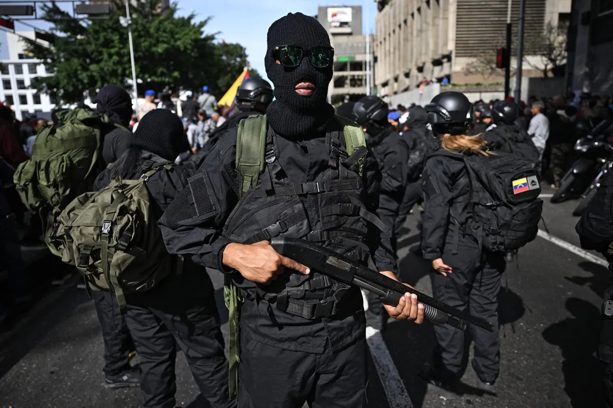 V bližini venezuelske predsedniške palače v Caracasu odjeknili streli