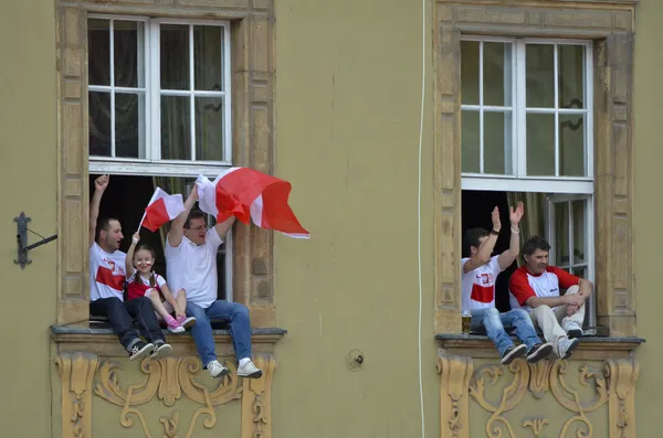 Britanski hotel grozi z visoko globo, če gledate skozi okno