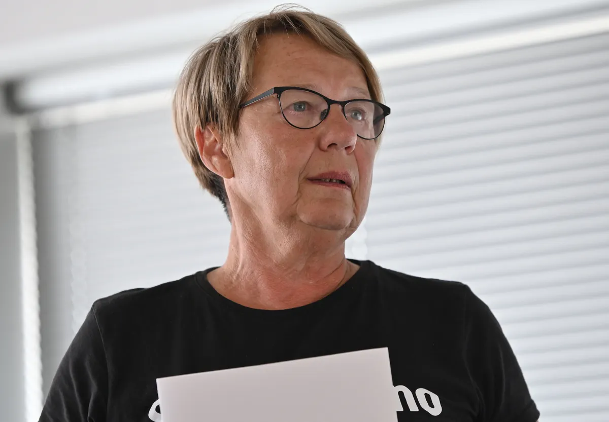 Priljubljeno županjo Črne na Koroškem oblegata tako SD kot Prebiličev Prerod