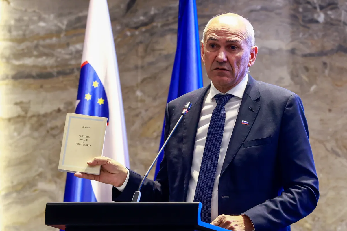 Janša znova opozoril na manjše število volišč in nadzor v času predčasnega glasovanja