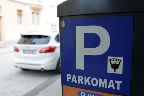 SLovenija, Ljubljana, 28.10.2025 28. oktober 2025Parkiranine v Ljubljani ilustracija, ilustracija, parking, parkirnine, MOL, parkiranjeFoto:Borut Živulović/F.A.Bobo