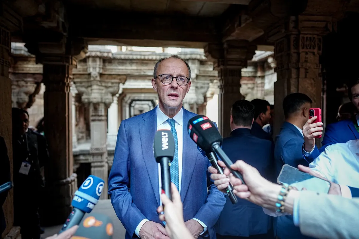 Po grožnjah Trumpa Grenlandiji se je oglasil tudi nemški kancler