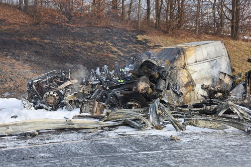 Prometna nesreča na štajerski avtocesti pri Slovenski Bistrici
