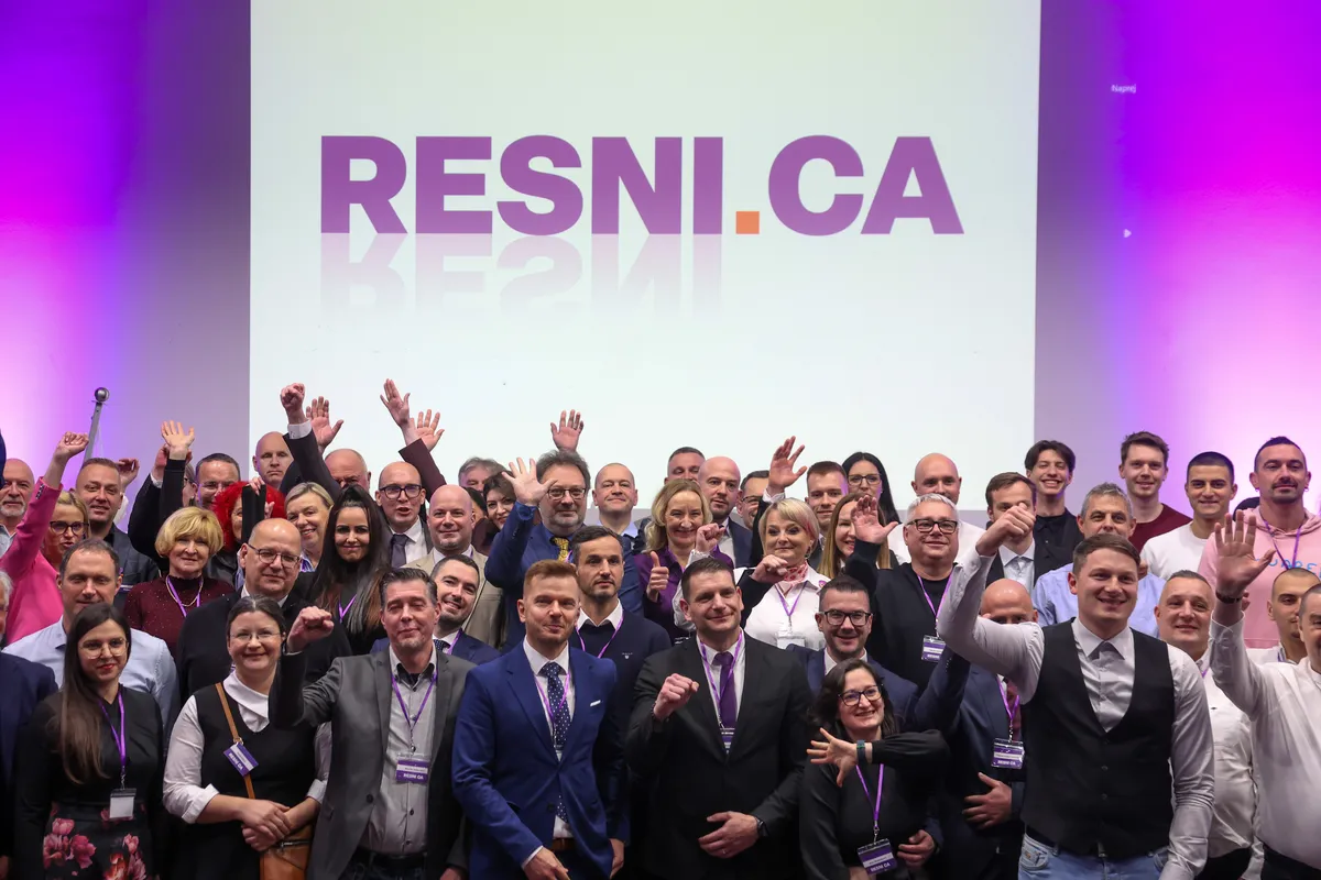 Stranka Resni.ca na predvolilni konvenciji predstavila kandidate za volitve