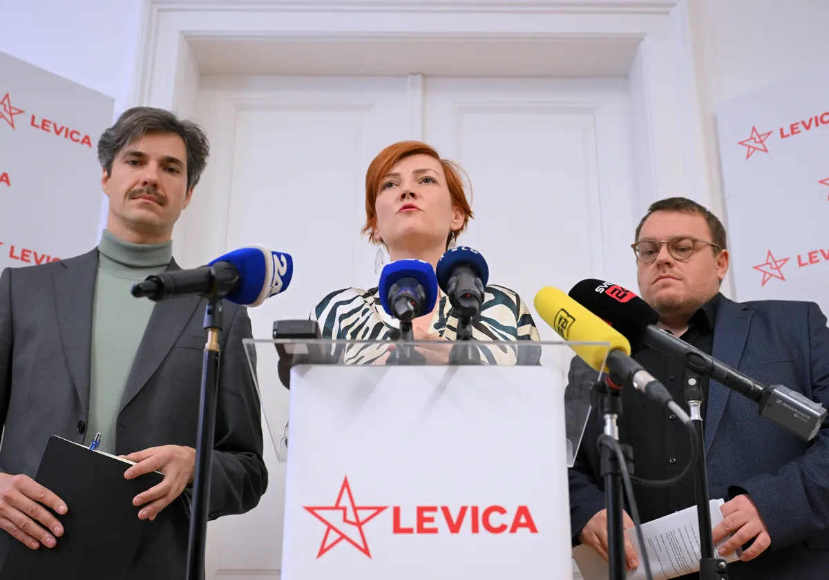 Mesec: Zaradi politike Levice je vsak od nas danes bogatejši za šestino svoje plače