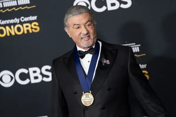 Sylvester Stallone iz domače telovadnice presenetil splet: "Kri, znoj in solze"