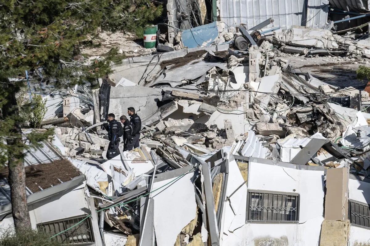 Izrael začel rušiti objekte na sedežu agencije ZN za palestinske begunce