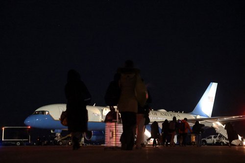 Trump na poti v Davos zaradi tehnične težave zamenjal letalo