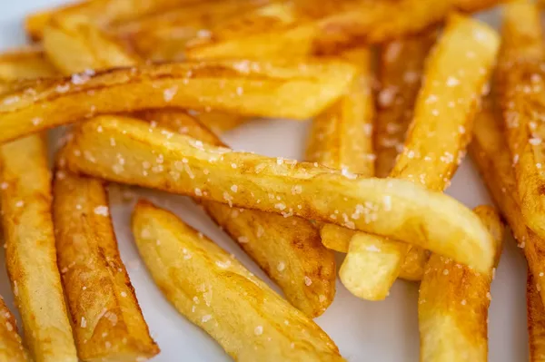 Ta sestavina spremeni pomfrit iz pečice v hrustljavega kot v restavraciji