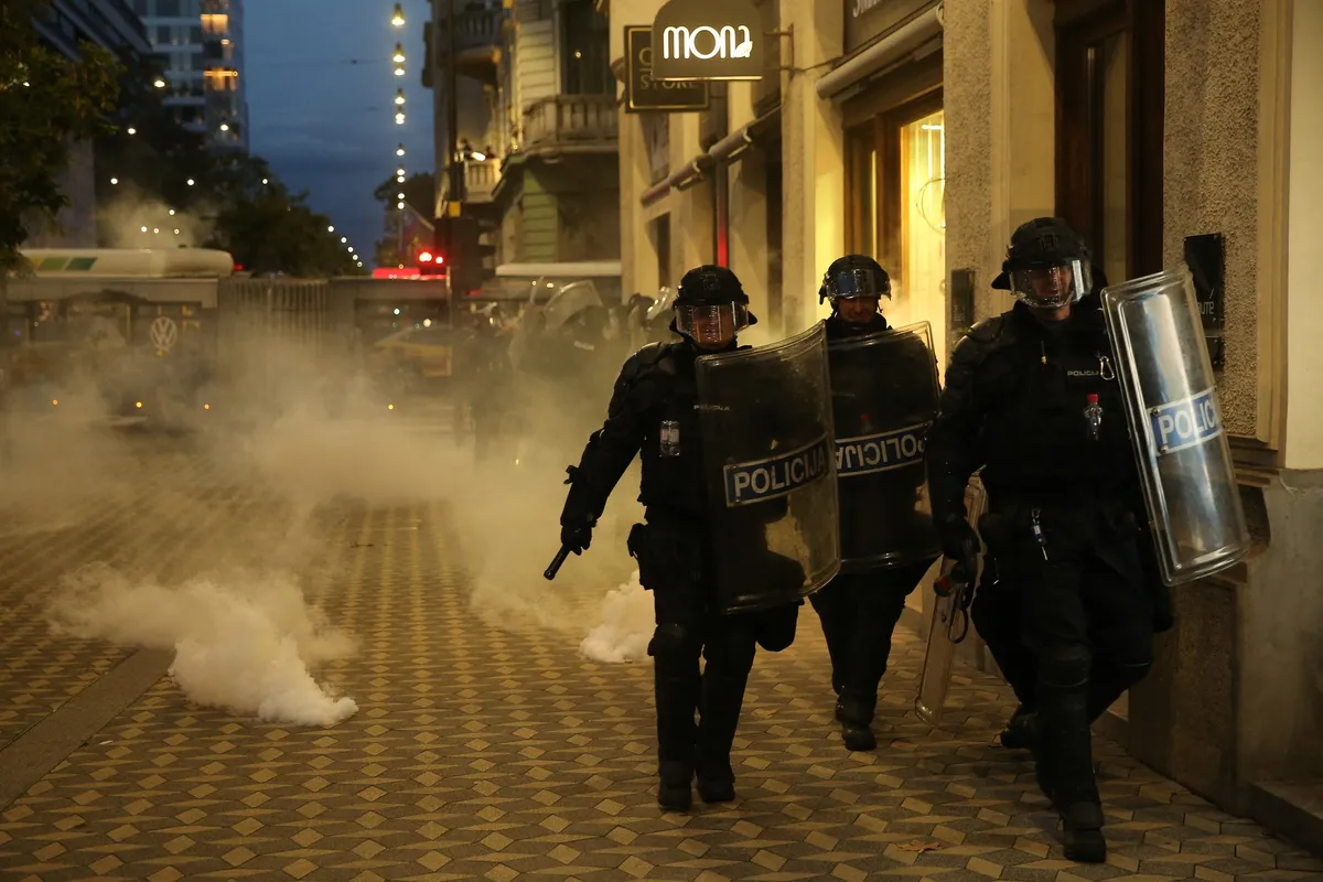 Izpovedi oškodovancev s protestov 2021: več dni so jih pekle oči in sluznica