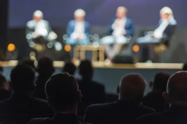 So politične razprave z ljudmi, ki mislijo drugače, mogoče?