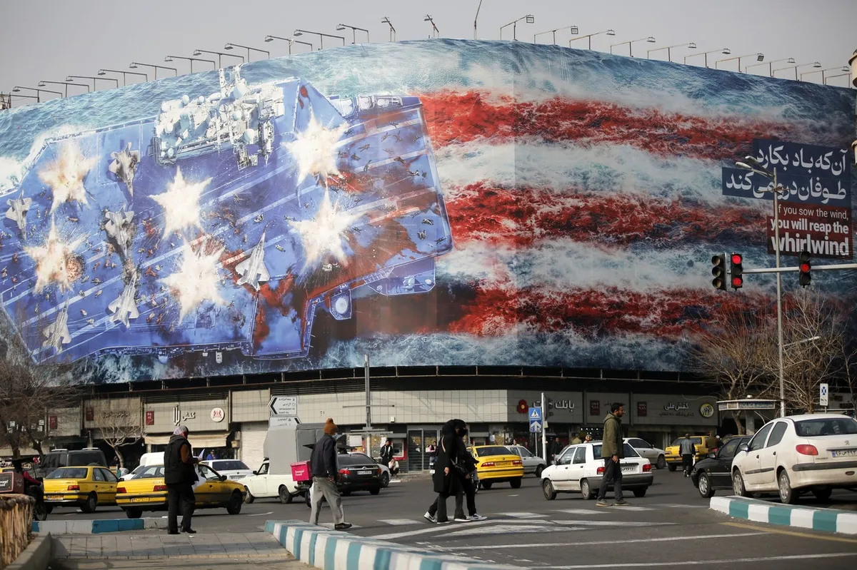 Trump ob krepitvi ameriških sil na Bližnjem vzhodu trdi, da se želi Iran pogajati