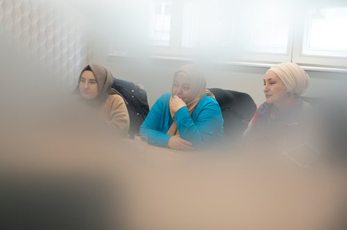 muslimanka, naglavna ruta, Slovenija