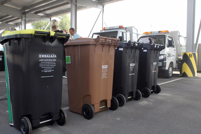 Podjetja, pozor: preverite, ali morate poročati o odpadkih