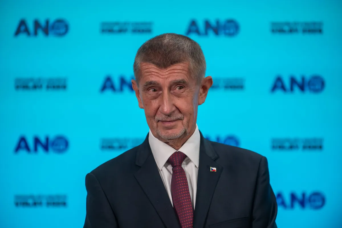 Na lokalnih volitvah na Češkem slavila Babiševa ANO, opozicija presenetila v senatu