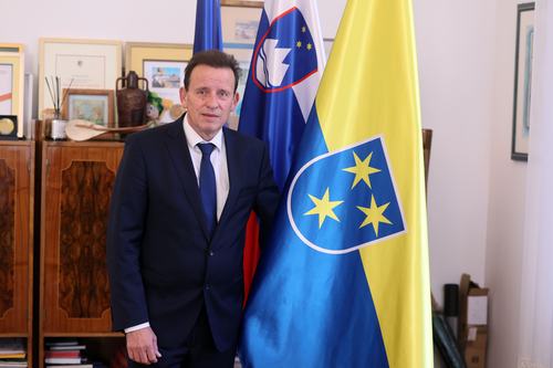 Bojan Šrot