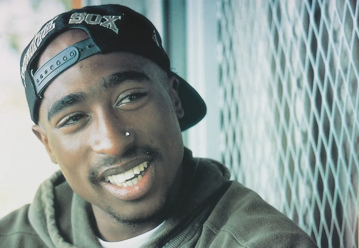 Morilec Tupaca Shakurja obsojen na najmanj 40 let zapora