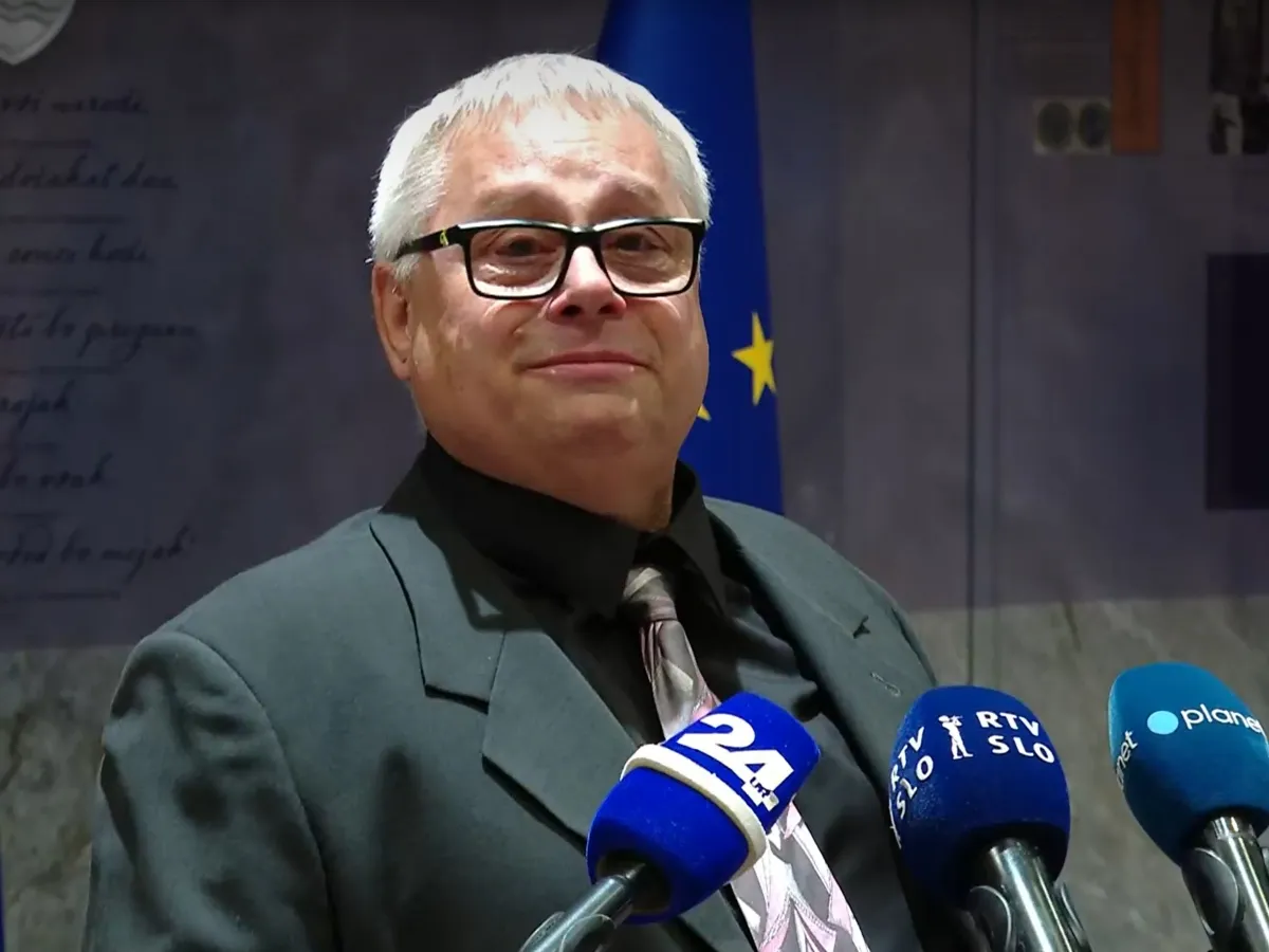 Ne bo nasledil Borisa Mijiča: Slavko Moharič se je s solzami odpovedal poslanskemu mandatu