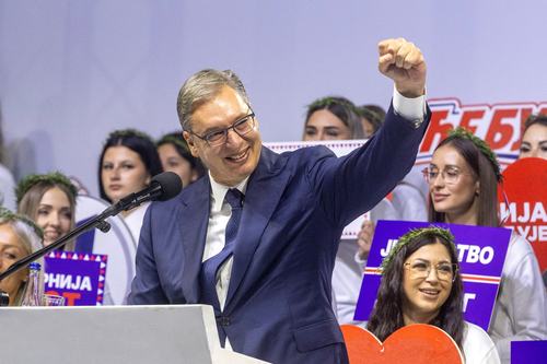 Shod v podporo listi Aleksandra Vučića