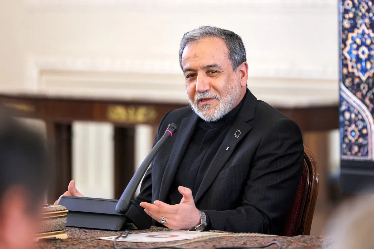 Iran: Vojaška rešitev konflikta z ZDA ni mogoča. Hormuška ožina ostaja zaprta