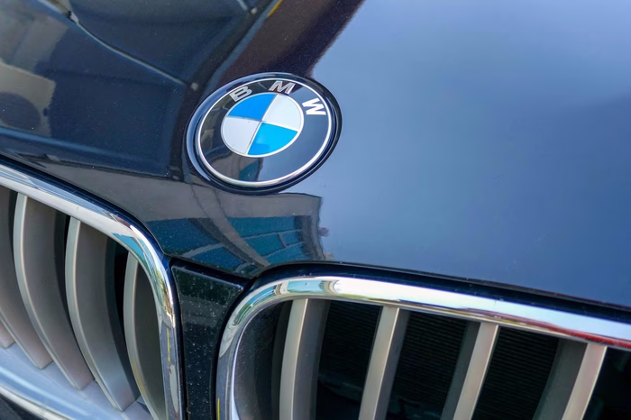 BMW zaradi nevarnosti vžiga odpoklical več sto tisoč avtomobilov