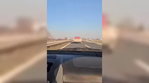 Posnetek s hrvaške avtoceste šokiral voznika: "Kakšen manijak ..."